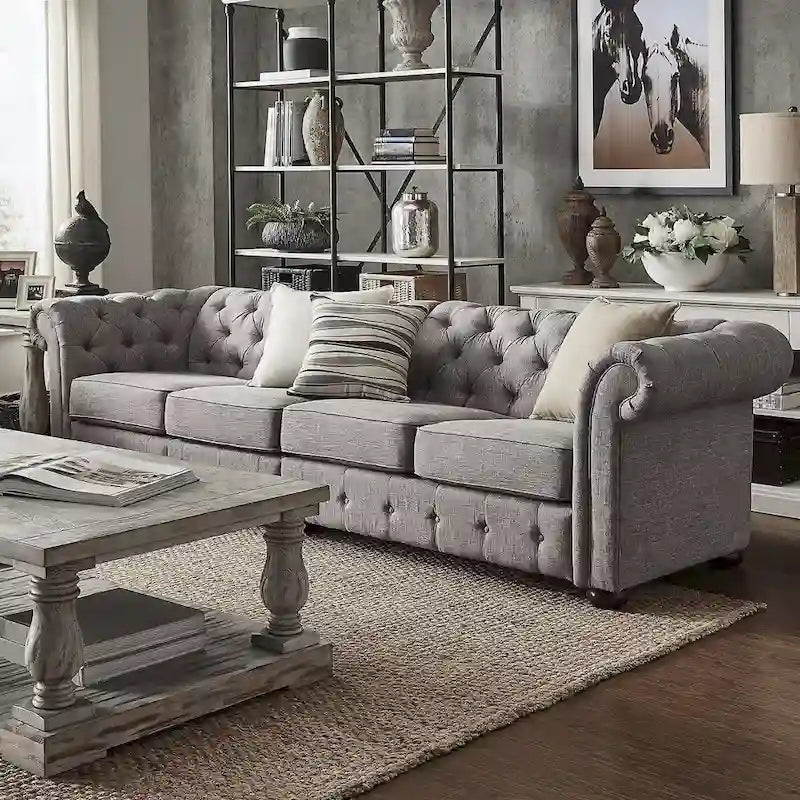Canapé Chesterfield extra long gris clair par